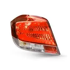 Faro trasero Toyota Yaris